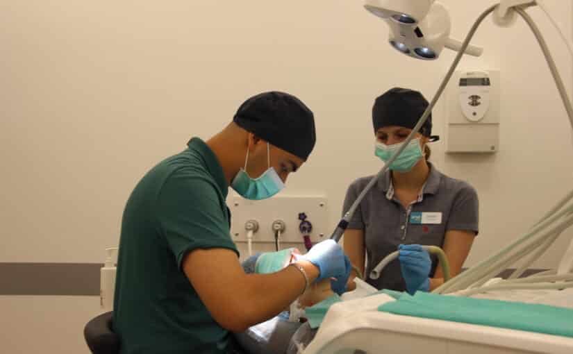 Реставрация зубов